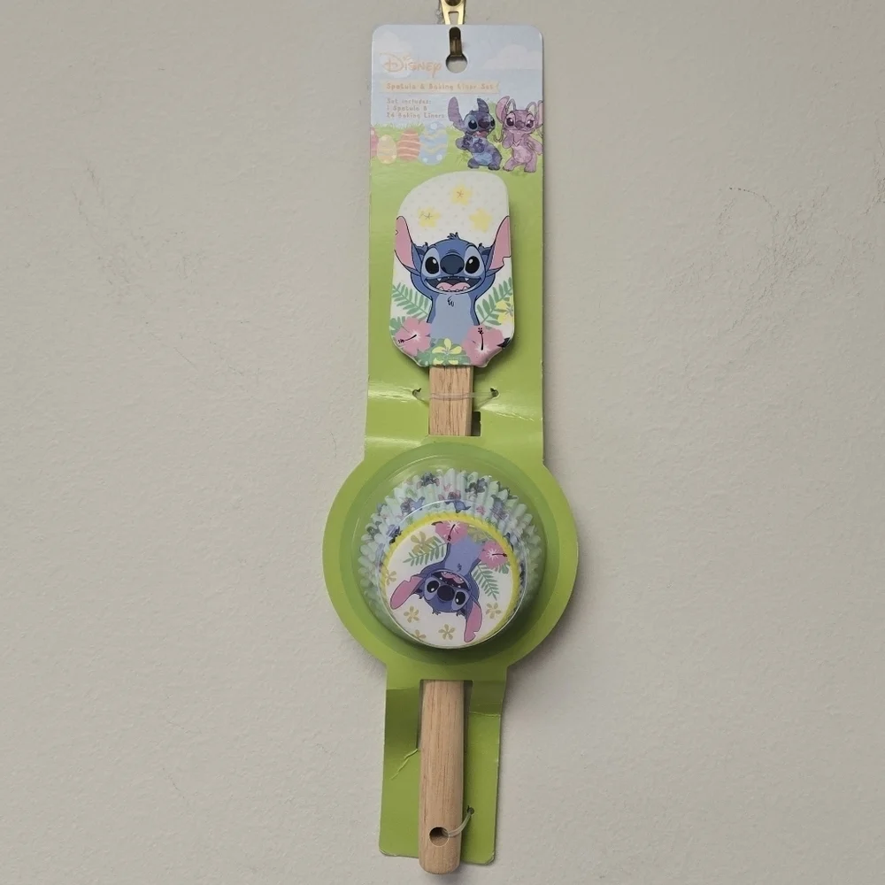 Disney Stitch Spring Floral Spatula & Baking Liner Baking Set
